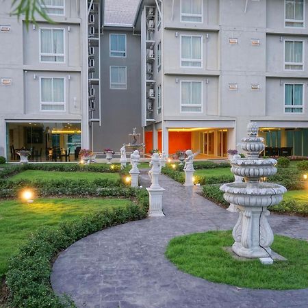 Nantra Chiangmai Riverfront Hotel Чиангмай Экстерьер фото