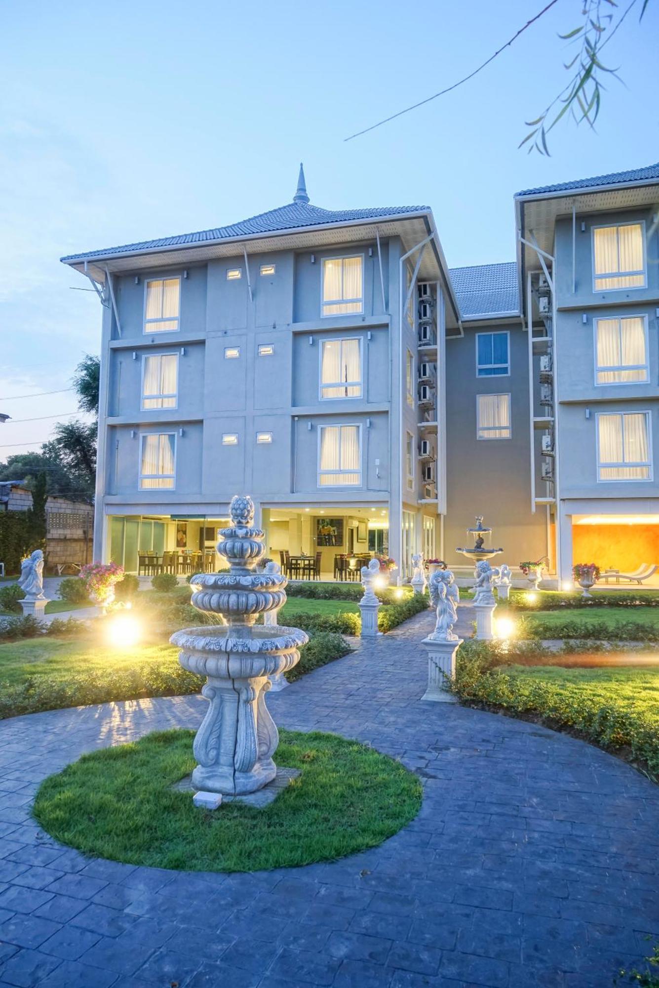 Nantra Chiangmai Riverfront Hotel Чиангмай Экстерьер фото